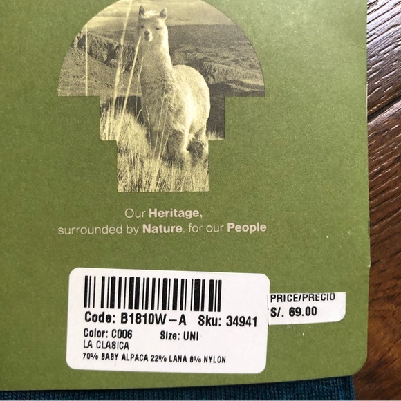 SOL ALPACA Women’s baby alpaca socks - Picture 3 of 6